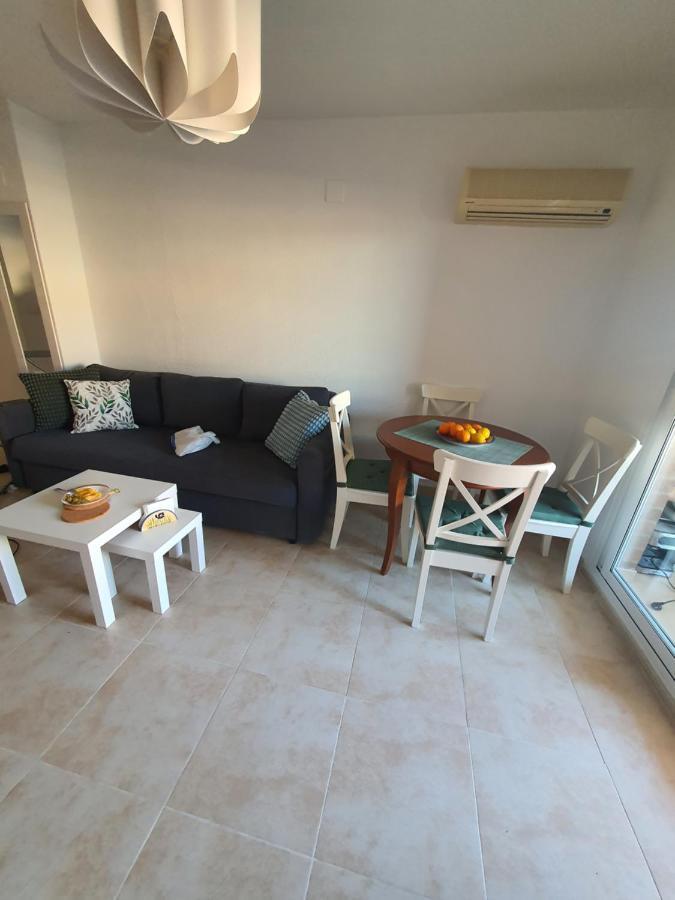 Naranja Apartament On The Beach 2 Bedrooms 奥罗佩萨德尔马 外观 照片